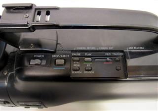Vtg Panasonic Omnimovie VHS HQ Camcorder Soulder Mount Records to VHS W/Bag